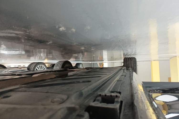 Used Mercedes-Benz E-Class 2023 E 300 L Stylish Model Right Side Sill