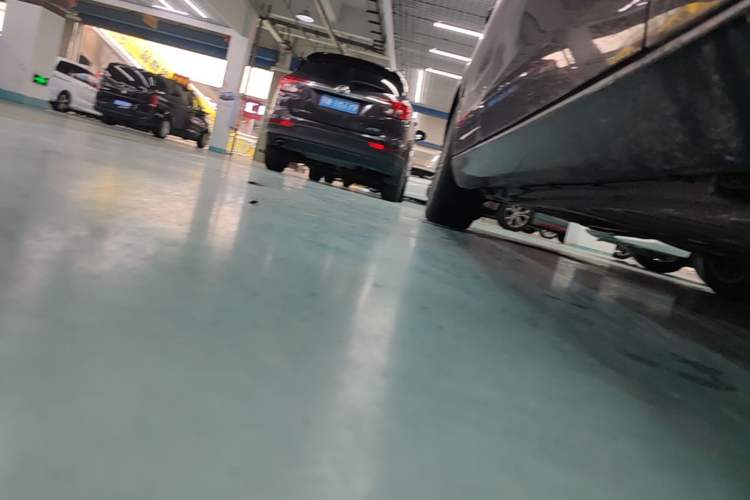 Used Mercedes-Benz E-Class 2023 E 300 L Stylish Model Right Side Sill