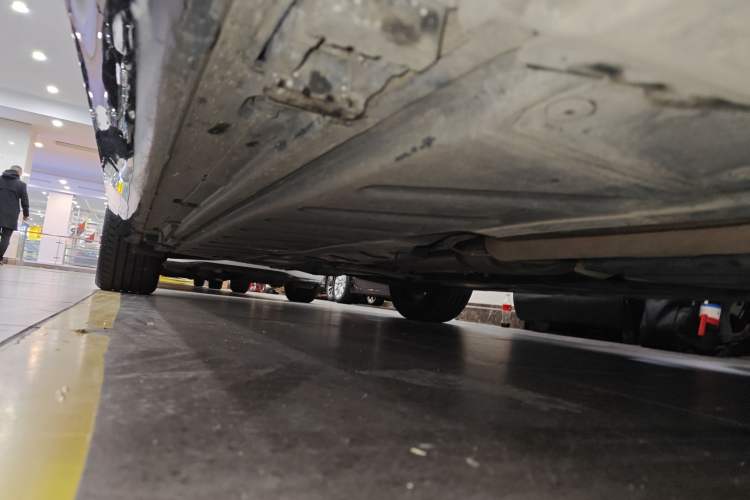 Used Mercedes-Benz E-Class 2023 Facelift E 260 L Right Side Sill