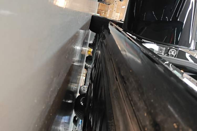 Used Mercedes-Benz E-Class 2023 E 300 Stylish Sports Edition Right Side Sill
