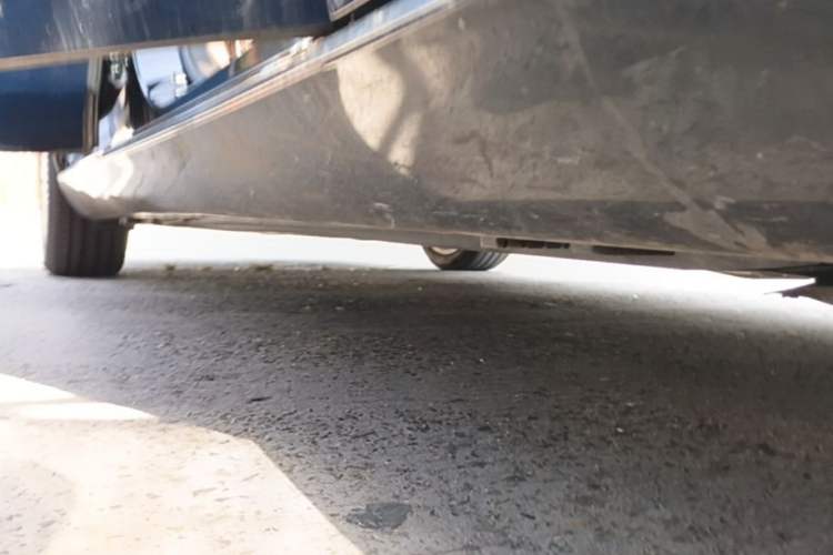 Used Mercedes-Benz E-Class 2023 Updated E 300 L Fashion Edition Right Side Sill