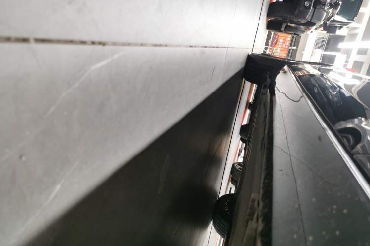 Used Mercedes-Benz E-Class 2023 Facelift E 260 L Right Side Sill