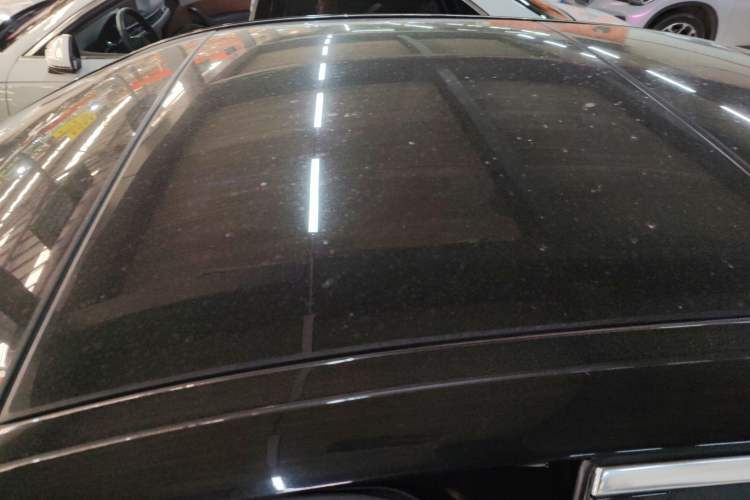 Used Mercedes-Benz E-Class 2023 E 300 L Sporty and Stylish Model Roof