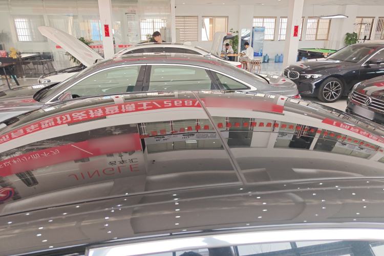 Used Mercedes-Benz E-Class 2023 Updated E 300 L Luxury Edition Roof