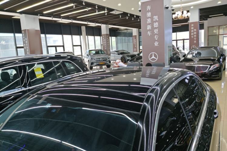 Used Mercedes-Benz E-Class 2023 E 300 L Luxury Model Roof