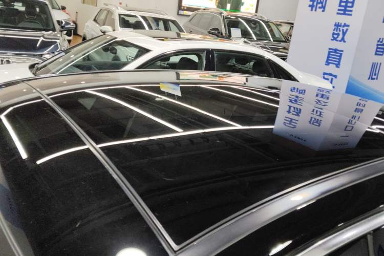 Used Mercedes-Benz E-Class 2023 E 300 L Luxury Model Roof