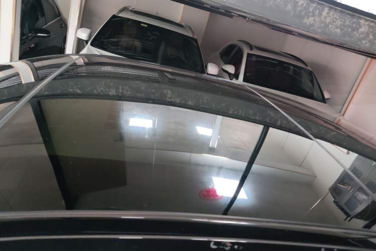 Used Mercedes-Benz E-Class 2023 E 300 L Stylish Model Roof