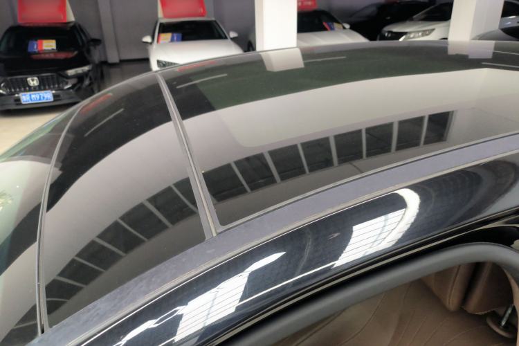 Used Mercedes-Benz E-Class 2023 Updated E 300 L Luxury Edition Roof