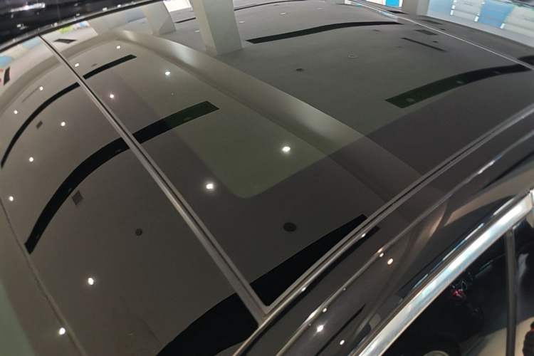 Used Mercedes-Benz E-Class 2023 Updated E 300 L Luxury Edition Roof