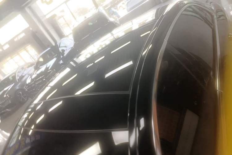 Used Mercedes-Benz E-Class 2023 E 260 L Roof