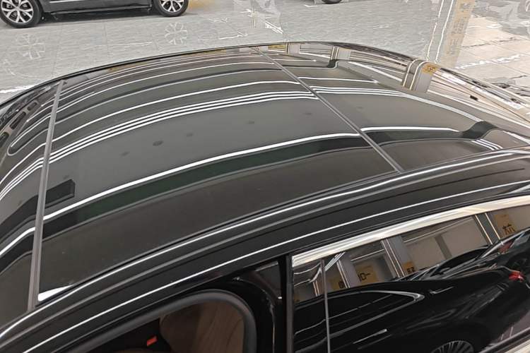 Used Mercedes-Benz E-Class 2023 E 300 L Luxury Model Roof
