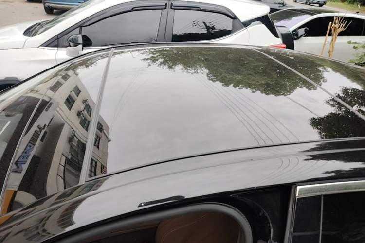 Used Mercedes-Benz E-Class 2023 E 260 L Roof