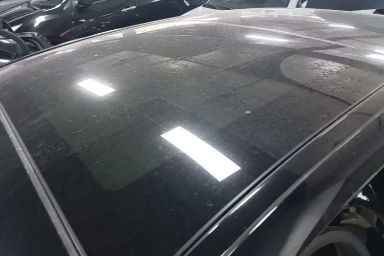 Used Mercedes-Benz E-Class 2023 E 260 L Roof