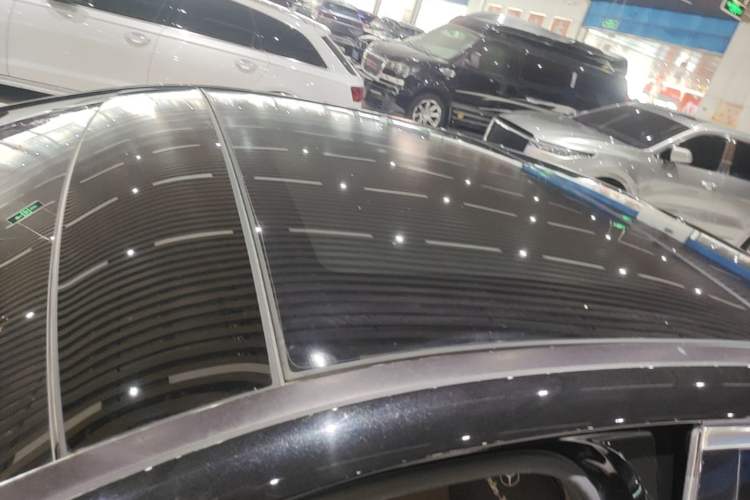 Used Mercedes-Benz E-Class 2023 E 300 L Luxury Model Roof