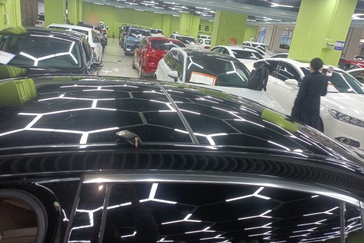 Used Mercedes-Benz E-Class 2023 Updated E 300 L Luxury Edition Roof