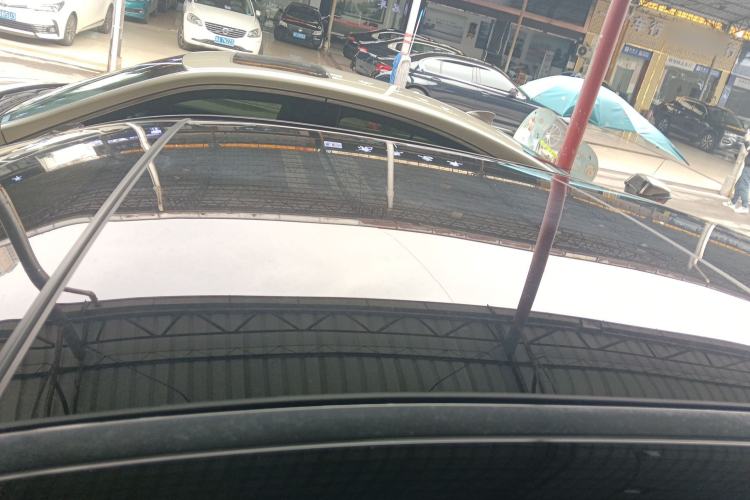 Used Mercedes-Benz E-Class 2023 E 300 L Stylish Model Roof