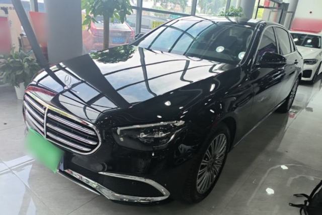 Używany Mercedes-Benz E-Class 2023 Updated E 300 L Luxury Edition