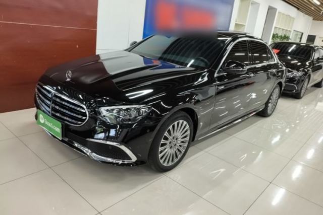 Ojetý Mercedes-Benz E-Class 2023 Restyled E 300 L Sport Luxury Edition