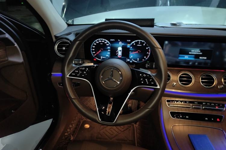 Used Mercedes-Benz E-Class 2023 Facelift E 260 L Steering Wheel