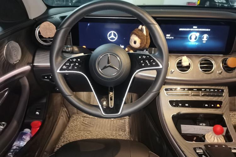 Used Mercedes-Benz E-Class 2023 E 300 L Sport Luxury Edition Steering Wheel