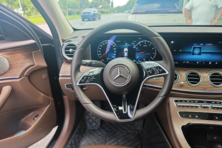 Used Mercedes-Benz E-Class 2023 E 300 L Luxury Model Steering Wheel