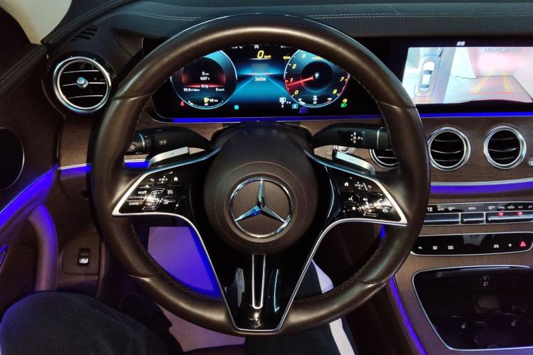 Used Mercedes-Benz E-Class 2023 E 300 L Stylish Model Steering Wheel