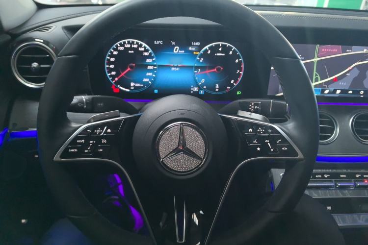 Used Mercedes-Benz E-Class 2023 E 300 L Luxury Model Steering Wheel
