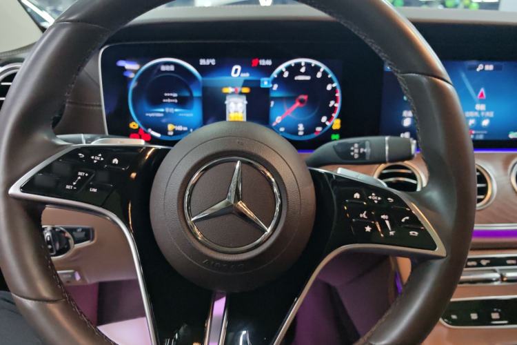 Used Mercedes-Benz E-Class 2023 E 260 L 4MATIC Steering Wheel