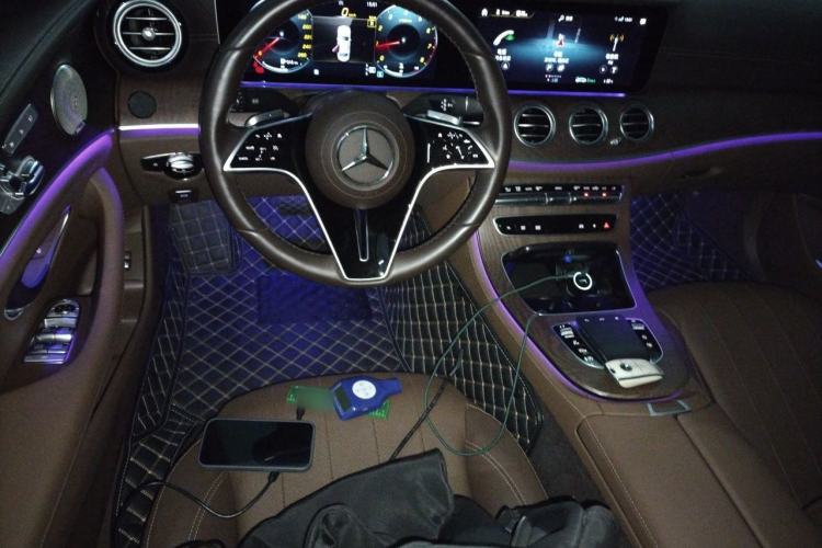 Used Mercedes-Benz E-Class 2023 E 300 L Luxury Model Steering Wheel