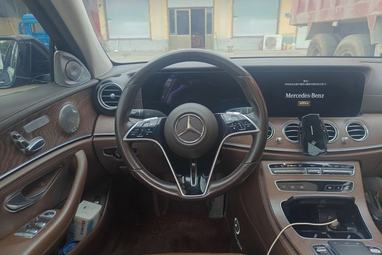 Used Mercedes-Benz E-Class 2023 E 260 L Steering Wheel