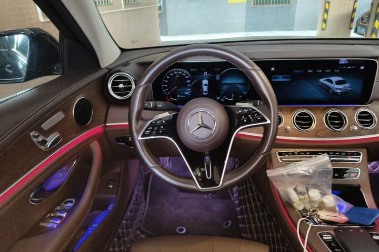 Used Mercedes-Benz E-Class 2023 Facelift E 260 L Steering Wheel
