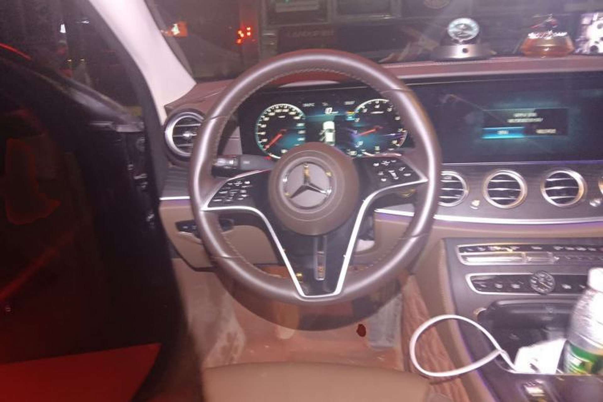 Used Mercedes-Benz E-Class 2023 E 260 L Steering Wheel