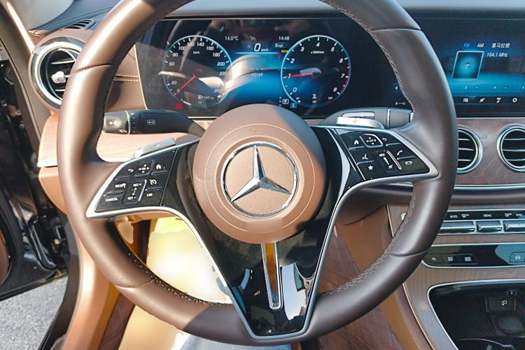 Used Mercedes-Benz E-Class 2023 E 300 L Luxury Model Steering Wheel