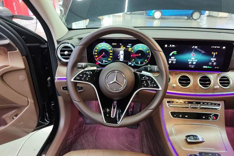 Used Mercedes-Benz E-Class 2023 E 300 L Luxury Model Steering Wheel