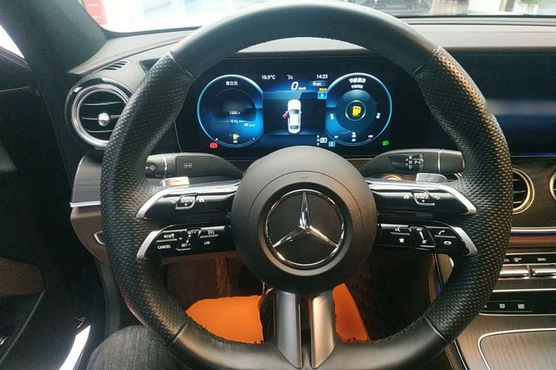 Used Mercedes-Benz E-Class 2023 E 300 L Sporty and Stylish Model Steering Wheel