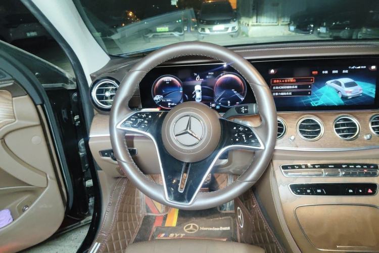 Used Mercedes-Benz E-Class 2023 Facelift E 260 L Steering Wheel