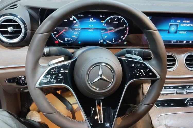 Used Mercedes-Benz E-Class 2023 E 300 L Luxury Model Steering Wheel