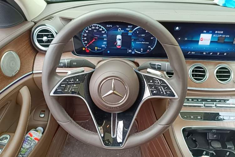 Used Mercedes-Benz E-Class 2023 E 300 L Luxury Model Steering Wheel