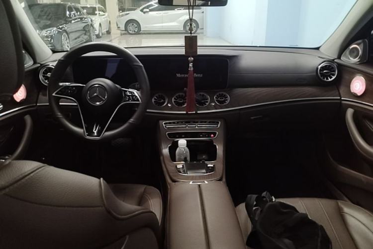 Used Mercedes-Benz E-Class 2023 E 300 L Stylish Model Steering Wheel