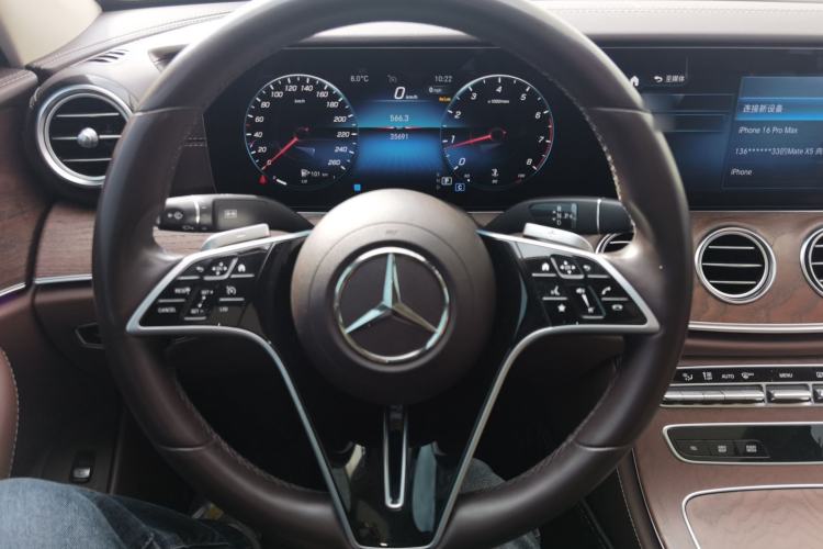 Used Mercedes-Benz E-Class 2023 Updated E 300 L Fashion Edition Steering Wheel