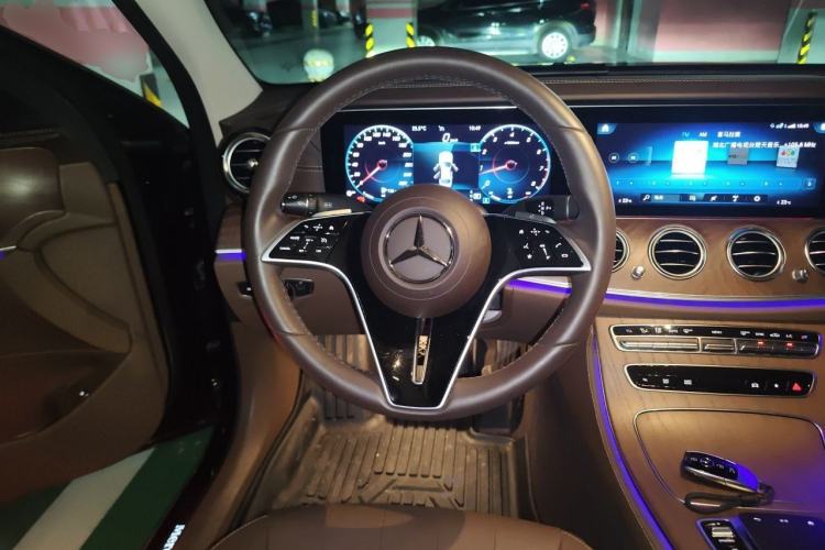Used Mercedes-Benz E-Class 2023 E 300 L Luxury Model Steering Wheel
