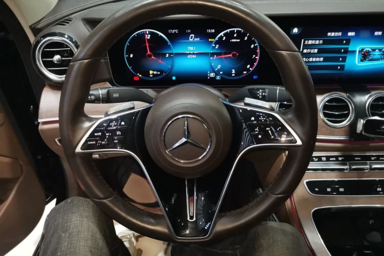 Used Mercedes-Benz E-Class 2023 E 300 L Luxury Model Steering Wheel