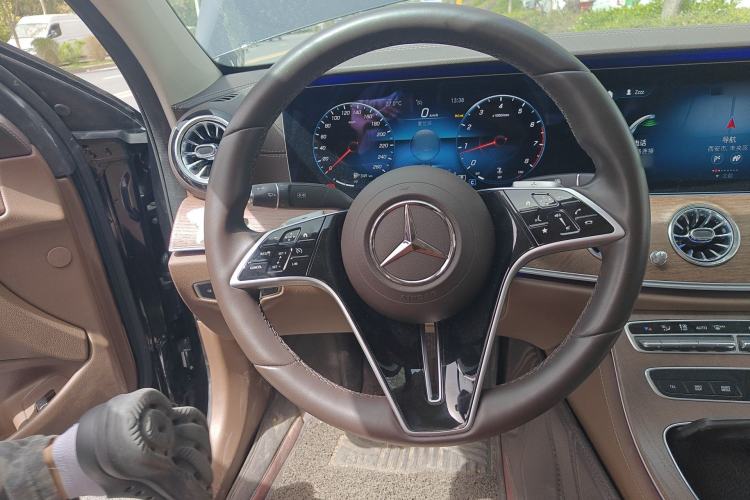 Used Mercedes-Benz E-Class 2023 Facelift E 260 L Steering Wheel