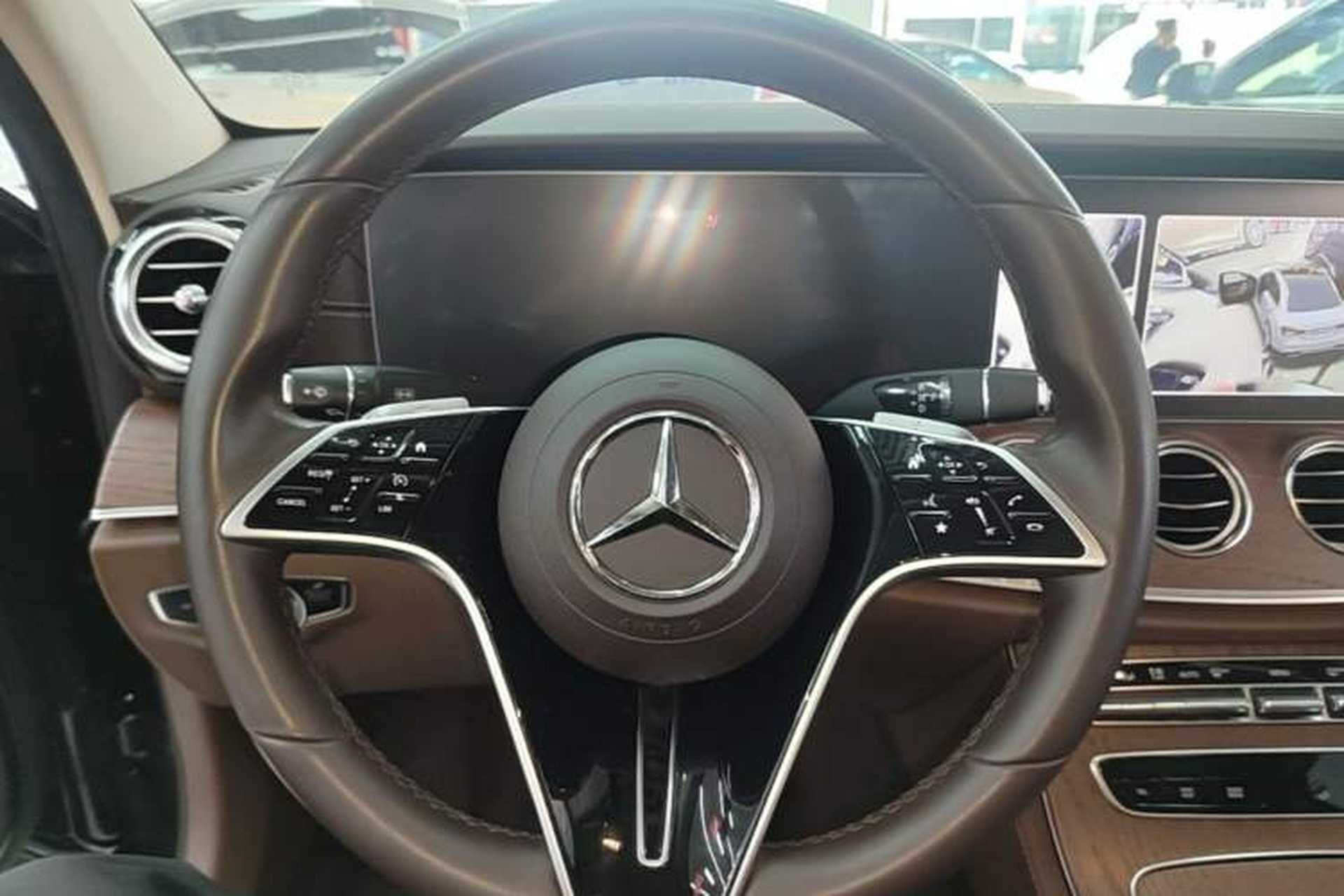 Used Mercedes-Benz E-Class 2023 Facelift E 260 L Steering Wheel