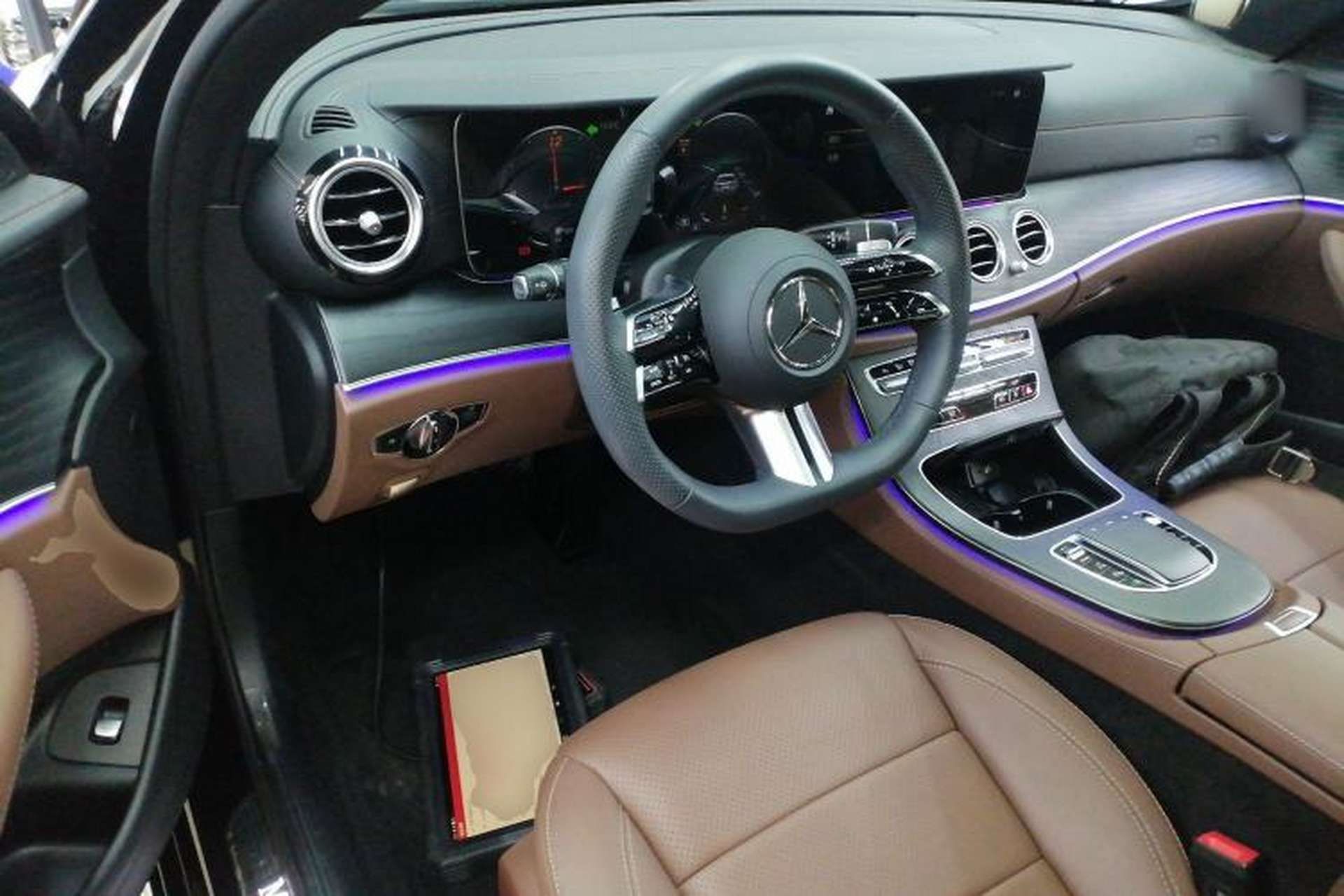 Used Mercedes-Benz E-Class 2023 Restyled E 300 L Sport Luxury Edition Steering Wheel