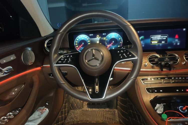 Used Mercedes-Benz E-Class 2023 E 300 L Luxury Model Steering Wheel
