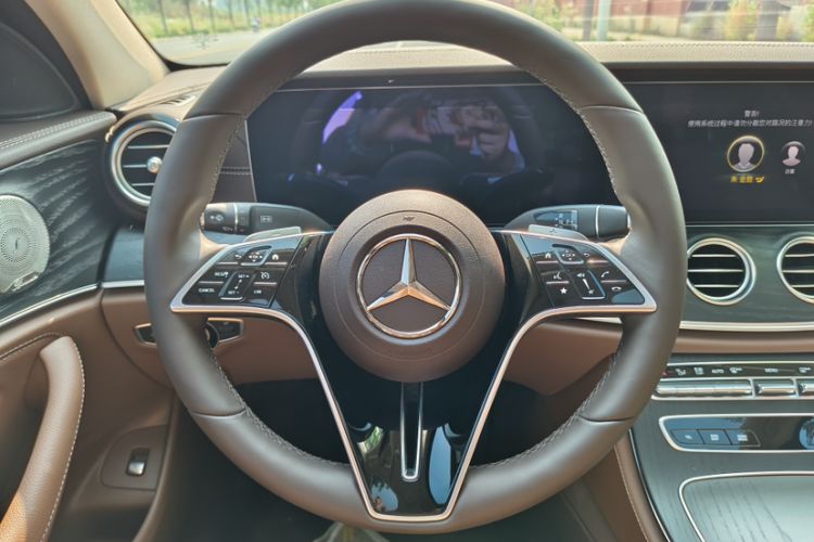 Used Mercedes-Benz E-Class 2023 E 300 L Luxury Model Steering Wheel