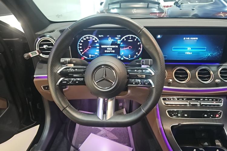 Used Mercedes-Benz E-Class 2023 E 300 L Sport Luxury Edition Steering Wheel