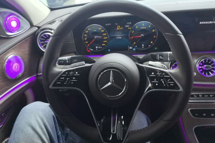 Used Mercedes-Benz E-Class 2023 Updated E 300 L Luxury Edition Steering Wheel