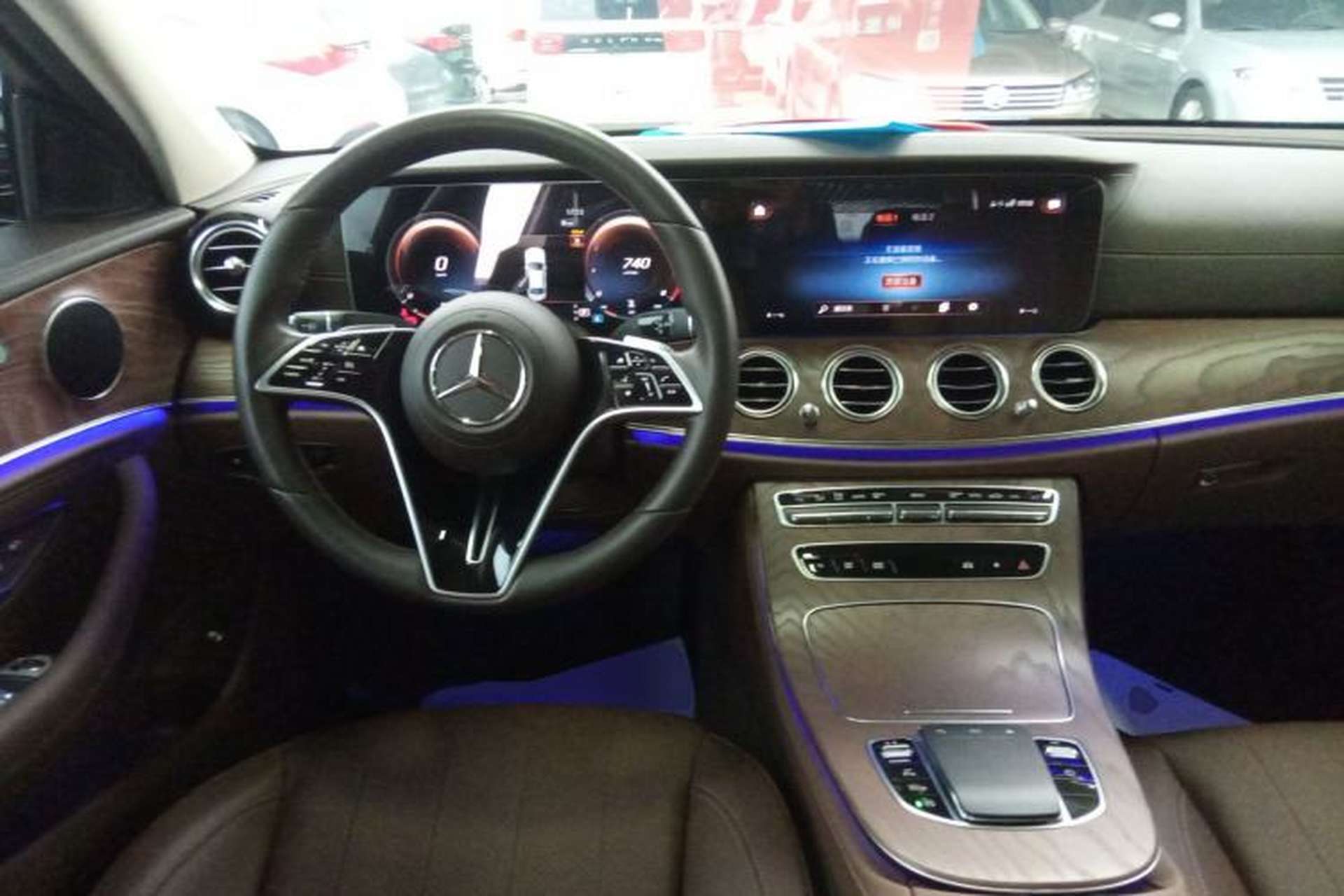 Used Mercedes-Benz E-Class 2023 Updated E 300 L Fashion Edition Steering Wheel